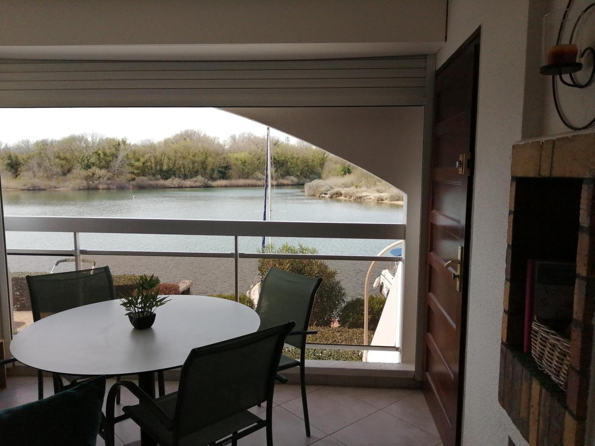 Vue Lagune Et Bateaux A 100m De La Apartment Saint-Cyprien (Pyrenees-Orientales)