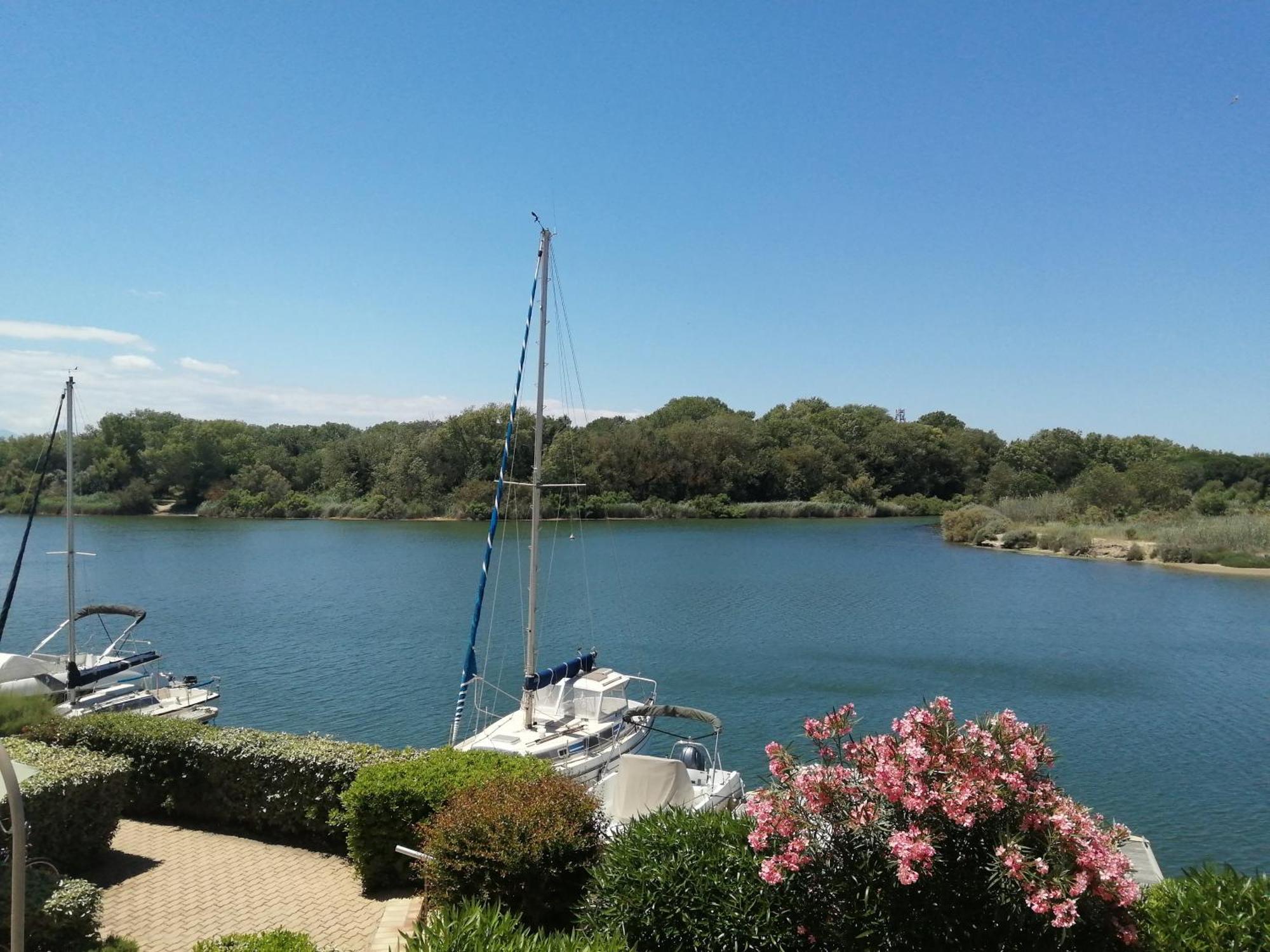 Vue Lagune Et Bateaux A 100m De La Apartment *